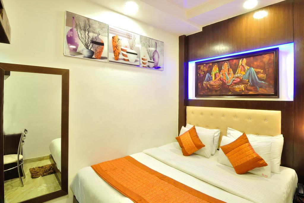 Hotel Nirmal Mahal Nuova Delhi Camera foto